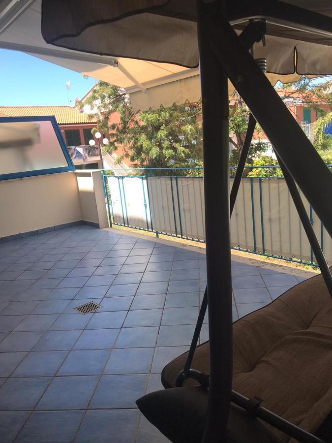 Residenza Le Spiagge Lägenhet Sperlonga Exteriör bild