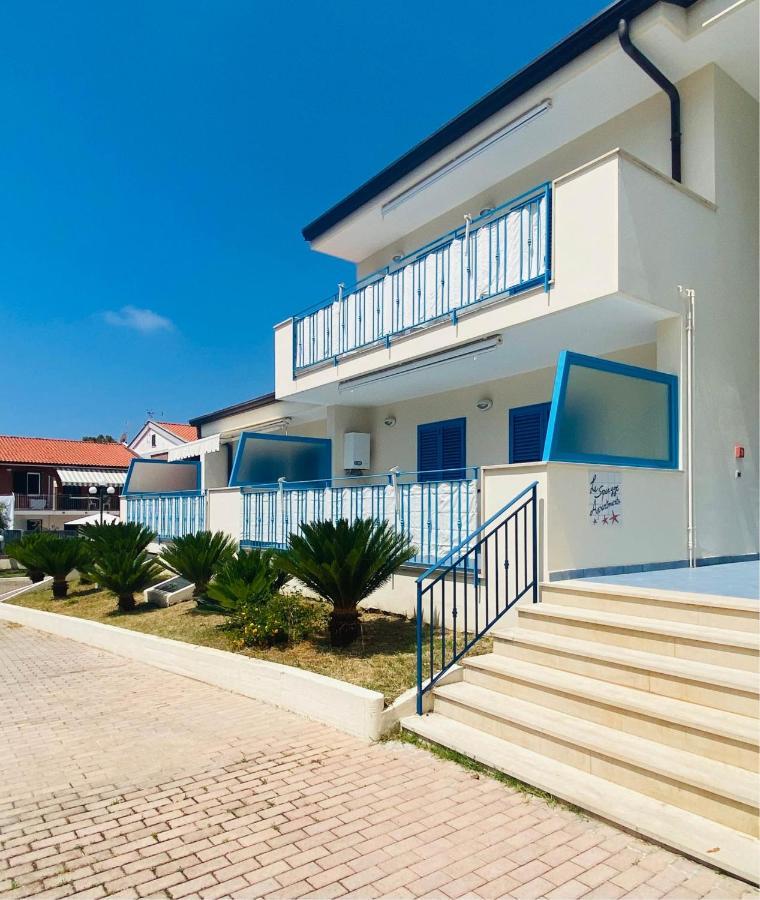 Residenza Le Spiagge Lägenhet Sperlonga Exteriör bild