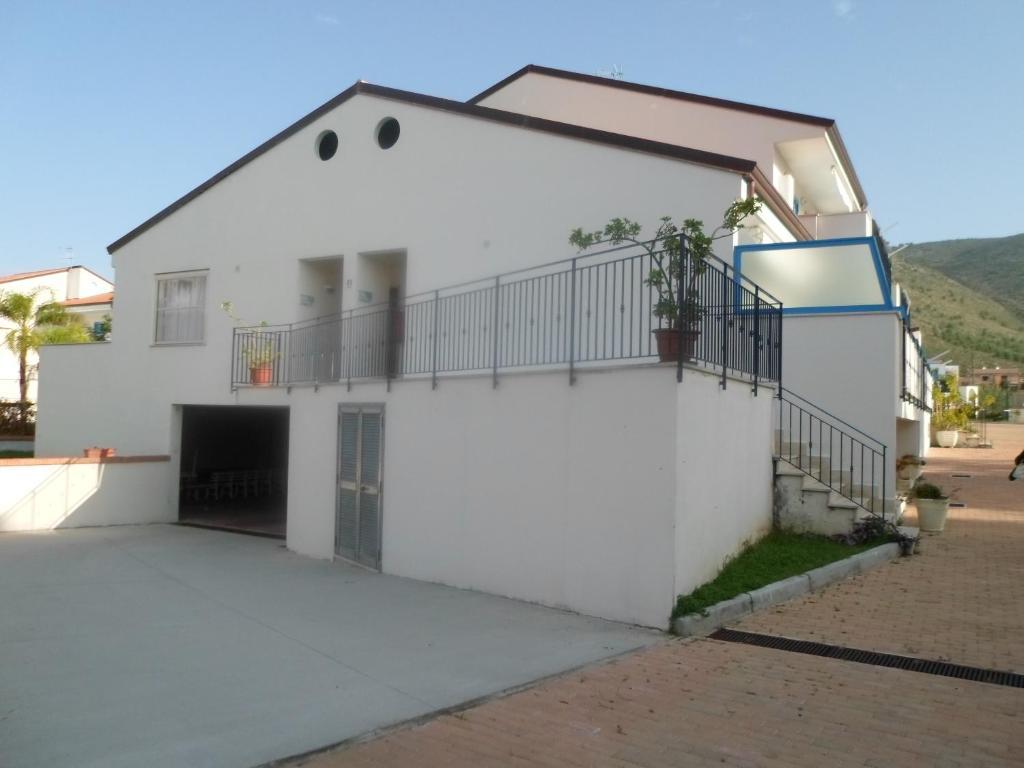 Residenza Le Spiagge Lägenhet Sperlonga Exteriör bild