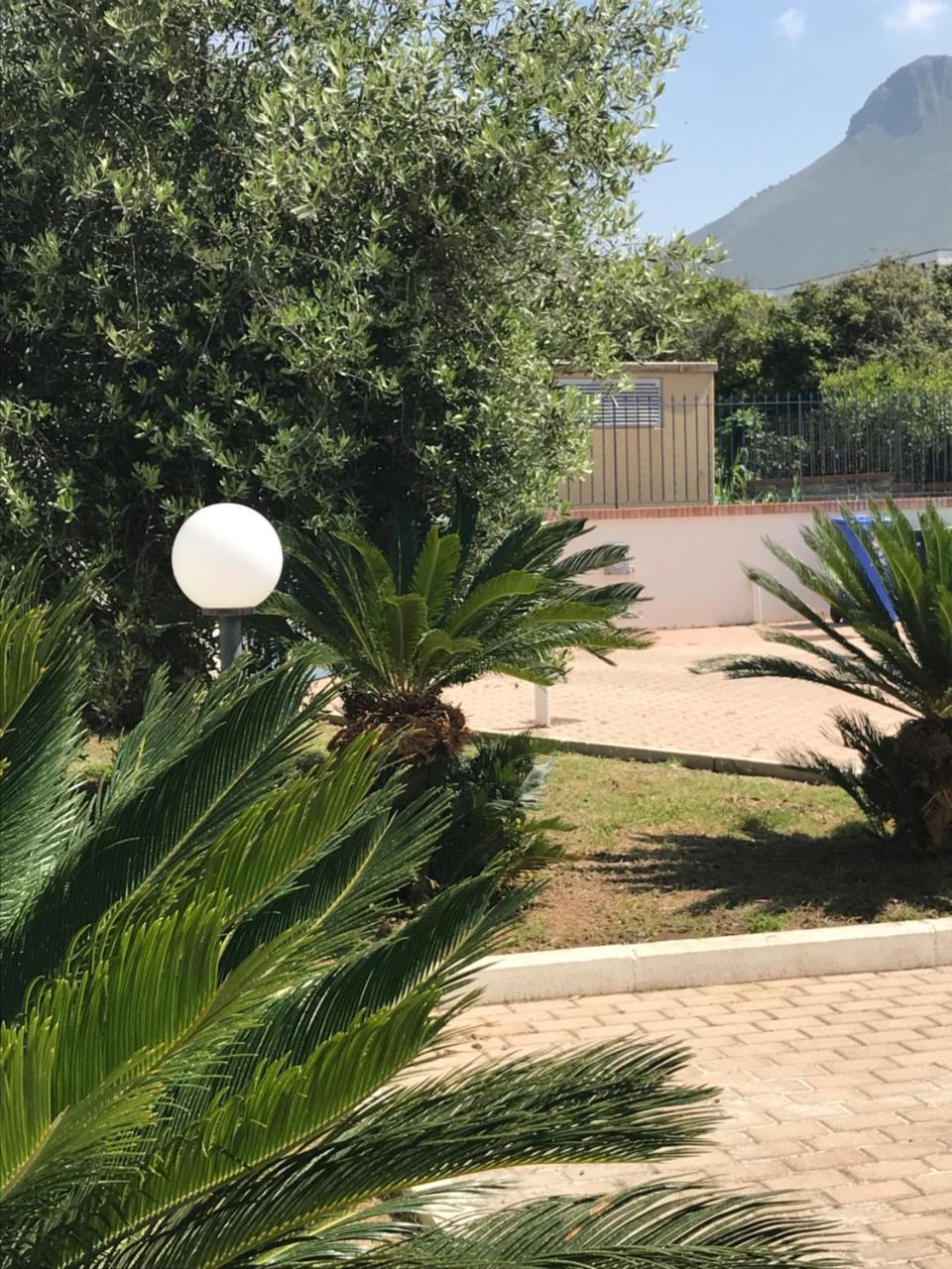 Residenza Le Spiagge Lägenhet Sperlonga Exteriör bild