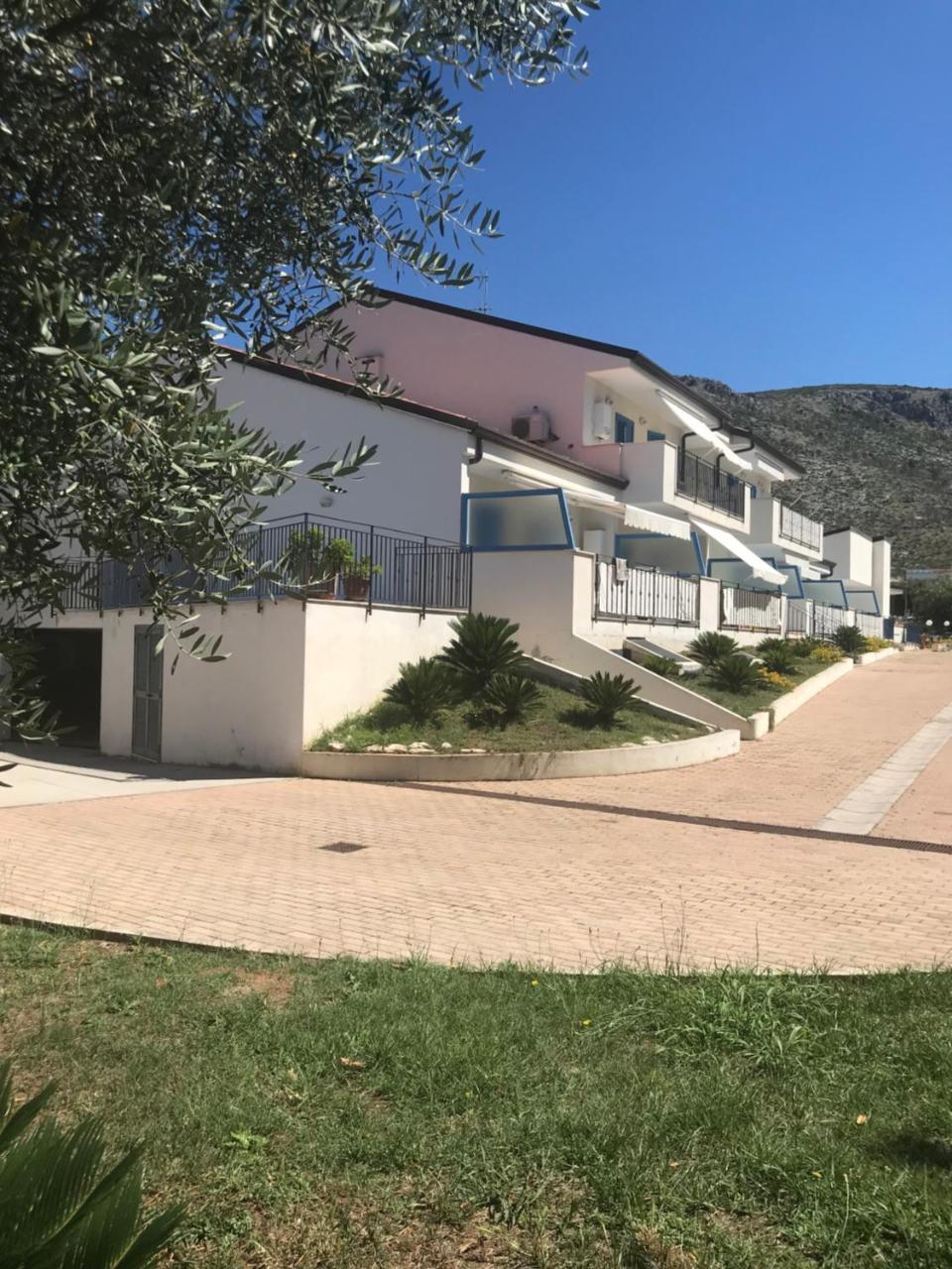 Residenza Le Spiagge Lägenhet Sperlonga Exteriör bild